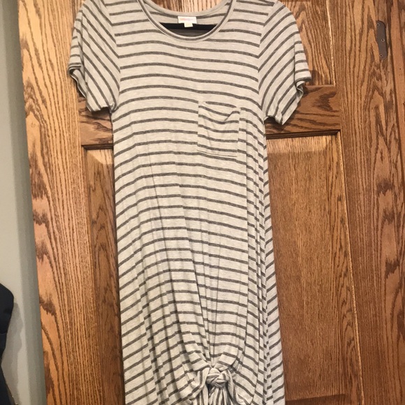 Dress - Picture 3 of 5